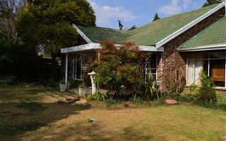 3 Bedroom House in Van Der Hoff Park