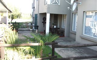 2 Bedroom Townhouse in Peacehaven