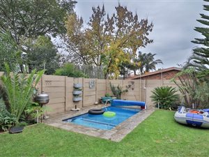 4 Bed House in North Riding