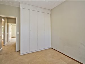 2 Bed Apartment in Melrose Estate