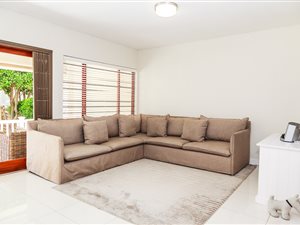 2 Bed Apartment in Woodmead