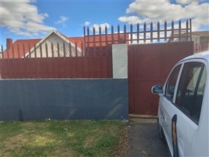 3 Bed House in Klipriviersberg Estate