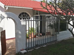 2 Bed Townhouse in Aston Bay