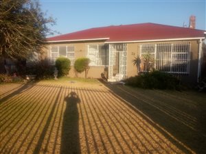 3 Bed House in Paul Krugers Resort