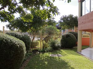 4 Bed House in Diaz Beach