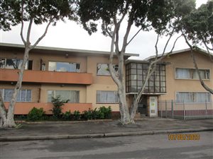 2 Bed Apartment in Parow Valley