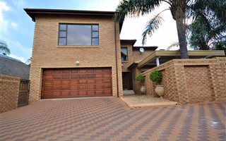 3 Bedroom Cluster in Meyersdal
