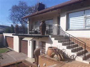 3 Bed House in Woodmere