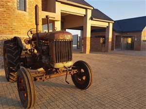 892 m² Land available in De Land Estate