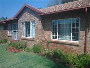 2 Bed Townhouse in Meyerspark
