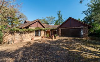 4 Bedroom House in White River Country Estate