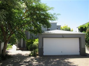4 Bedroom House in Die Boord