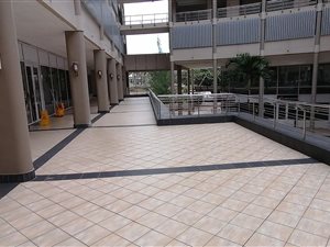 112 m² Commercial space in Point Waterfront