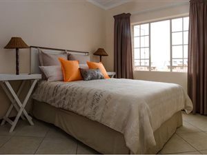 2 Bed Apartment in Halfway House