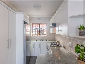 2 Bedroom House in Capri