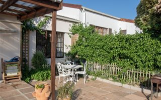 2 Bedroom House in Capri
