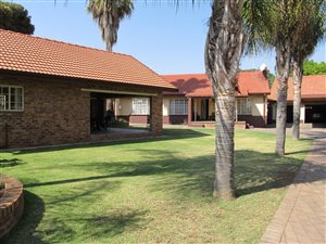 5 Bed House in Allen Grove