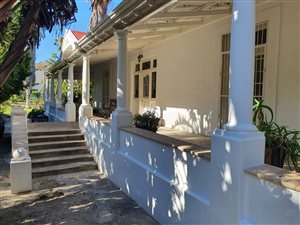 6 Bed House in Graaff Reinet