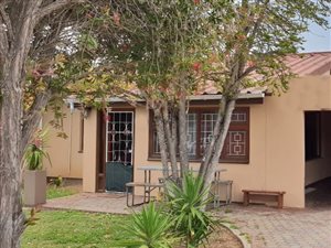 6 Bedroom House in Da Nova