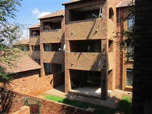 2 Bedroom Townhouse in Eco Park