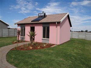 2 Bedroom House in Katlehong