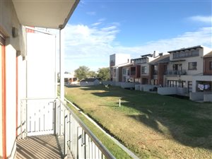 2 Bed Apartment in Midridge Park