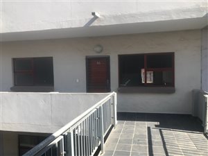 2 Bed Apartment in Midridge Park