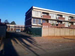2 Bed Apartment in Vanderbijlpark CW2