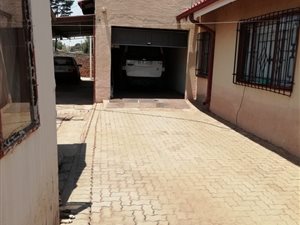 4 Bed House in Evaton