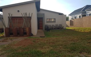3 Bedroom House in Melodie