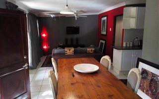 2 Bedroom Simplex in Orchards