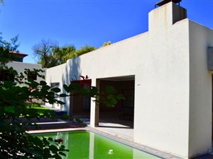 4 Bed House in Waterval Estate