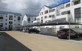 1 Bedroom Apartment in Somerset West Central