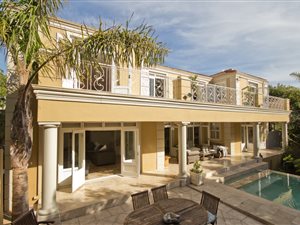 5 Bed House in Silvertree Estate