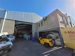 2200 m² Industrial space in Racing Park