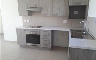 2 Bedroom Apartment in Carlswald Estate