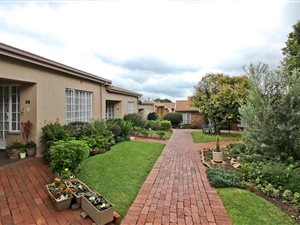 2 Bed Townhouse in Bedford Park