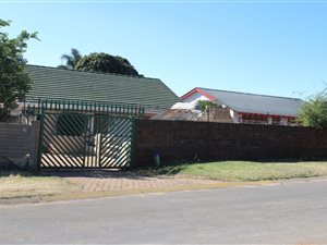 3 Bed House in Claremont