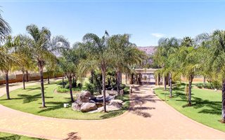 5 Bedroom House in Ruimsig