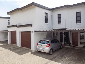 3 Bedroom Apartment in Rynfield
