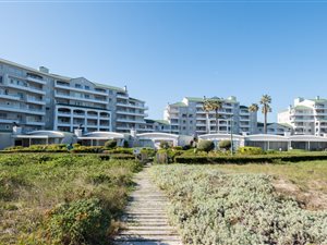 2 Bed Apartment in Greenways Golf Estate