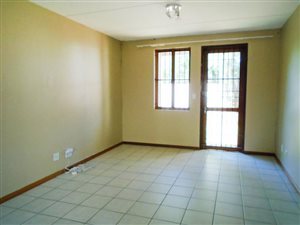 2 Bed Apartment in Saxonwold
