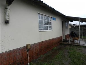 4 Bedroom House in Umhlatuzana
