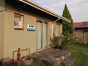 3 Bed House in Vanderbijlpark CE4