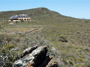 3300 ha Farm in Montagu