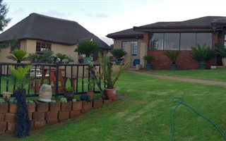 14 ha Farm in Camperdown