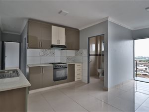 3 Bed Apartment in Montclair