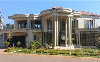 4 Bedroom House in Mooikloof Gardens