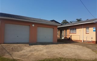 2 Bedroom House in Panorama Gardens