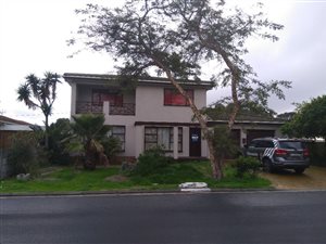 4 Bed House in Sarepta